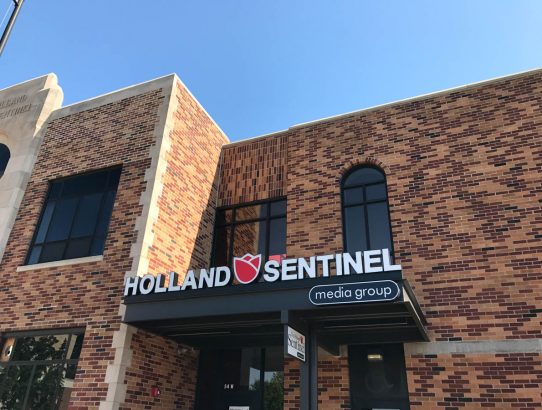Holland (Evening) Sentinel